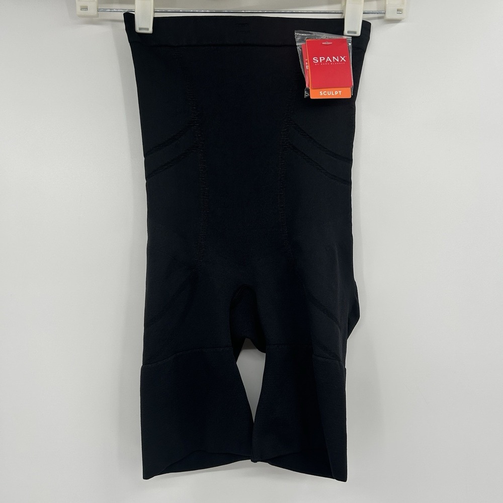 Spanx Sculpt Womens Black High Waisted Short Size M Seamless Shapewear Smoothing